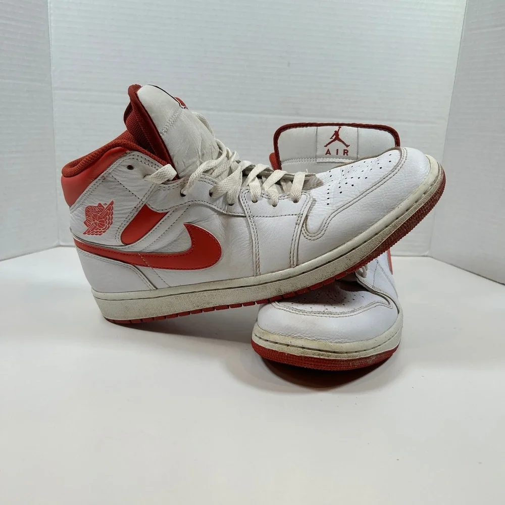 Nike Shoes Mens 11 White Air Jordan 1 Mid SE  Lobster Dune Red FJ3458-160